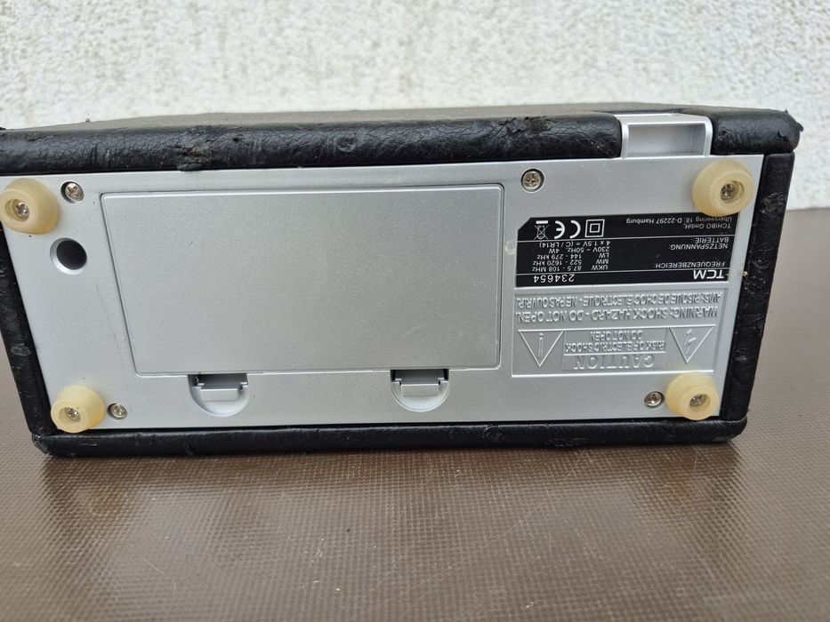 Vând Radio portabil marca TCM model de Luxe