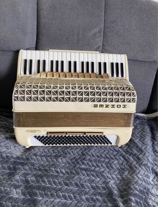 Acordeon Hohner atlantic 4 de luxe