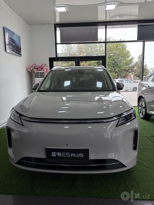 Dongfeng fendon e5 sotuvda