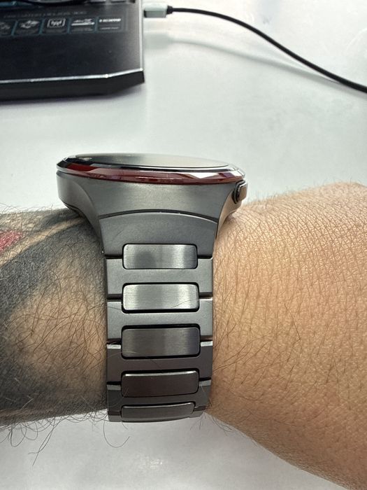 Huawei watch 4 Pro Space Edition Titan Intretinut