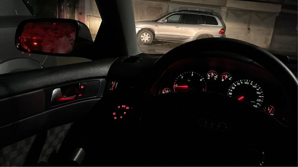 Vand Audi A6 C5 2001