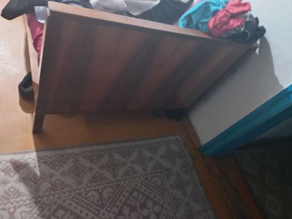 Продам  добротную кровать