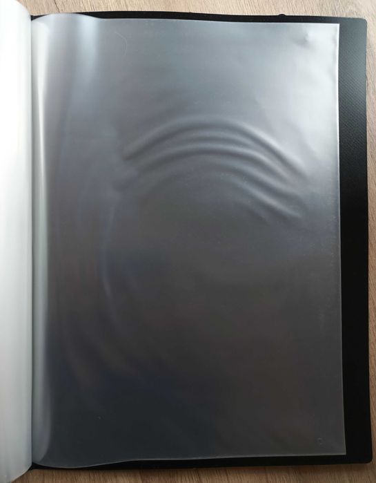 Черни папки с прозрачни джобове А3 и А4 формат