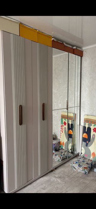 Спалный гарнитур, кровать без матраса