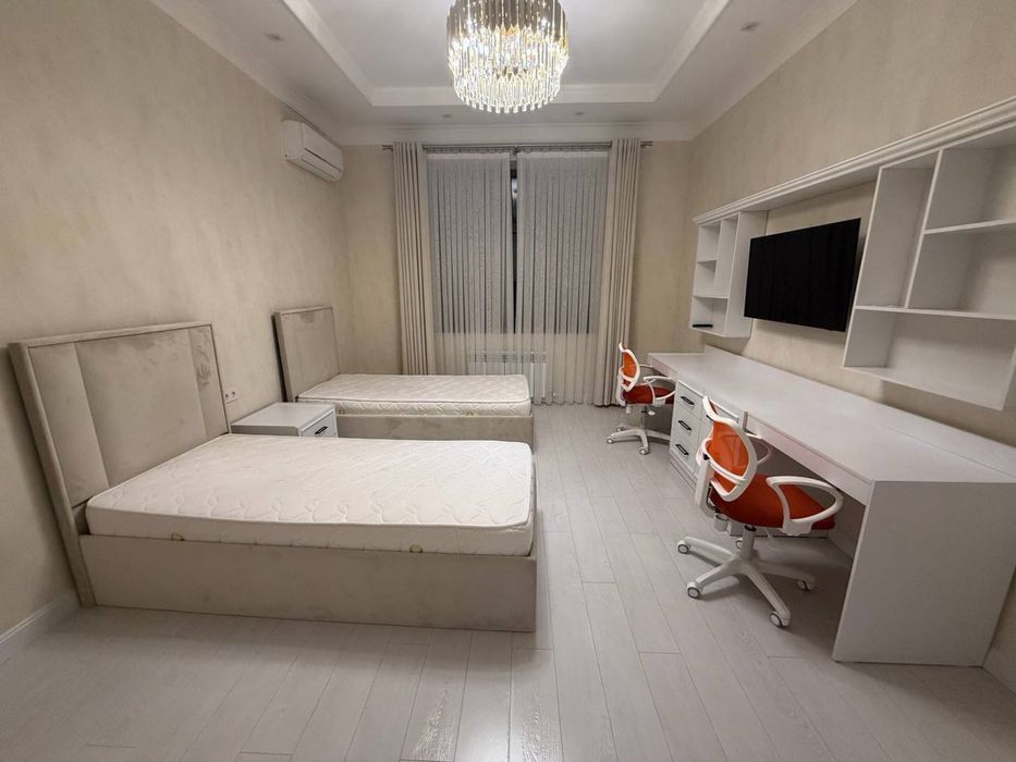 Ул. Тарас Шевченко  Габус 4/7/7 180 м2