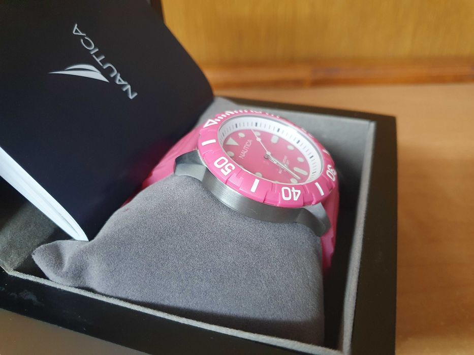 НОВ дамски часовник Nautica™, модел A09607G