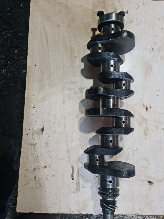 Продам коленвал на двигатель Москвич