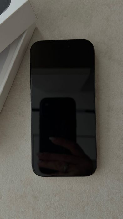 Iphone 16 PRO, 256 GB, без следи от употреба