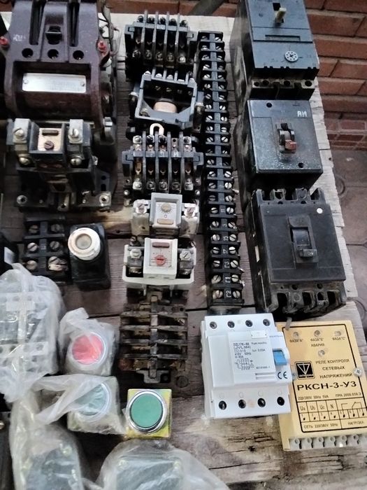 Продам электро автоматы