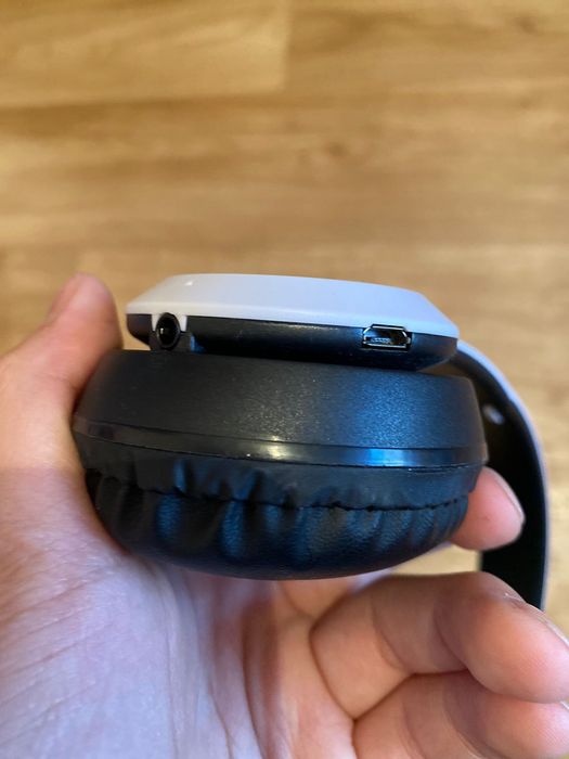 Наушники блюутуз