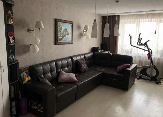 Дава се под наем Тристаен апартамент в Пловдив, Южен - 87 кв.м за 433.5 € - Снимка #1