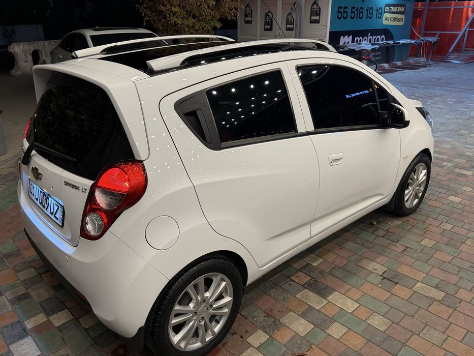 Chevrorelt spark At