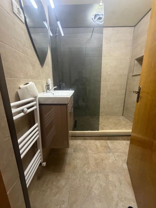 Vand spatiu comercial/apartament 3 cam decomandat 90mp