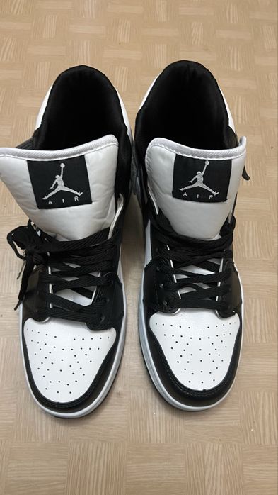 Очень срочно продам кроссовки