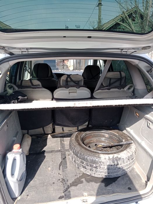 Продам Renault Scenic 2003 года