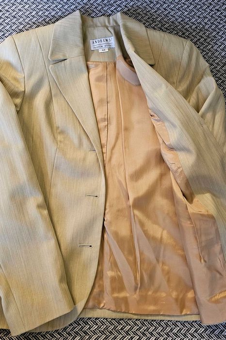 Елегантен дамски костюм Andrews