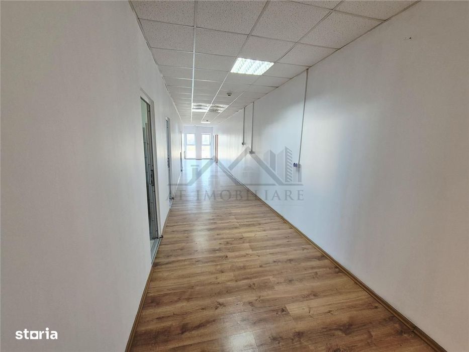 Spatiu comercial 200 mp