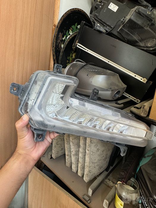 Продам оригинальные заводские туманки на Малибу 2