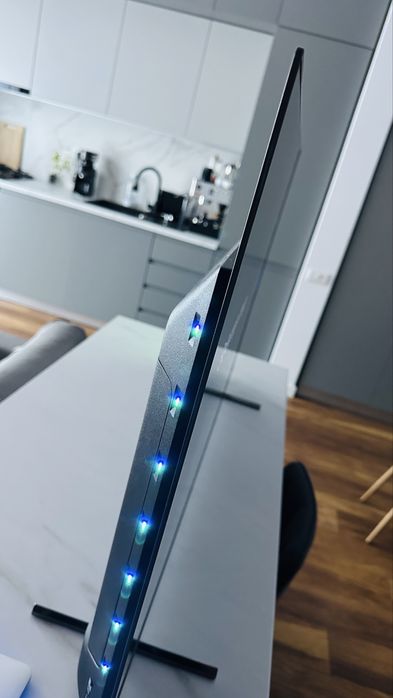Philips 48OLED707/12 - DEFECT