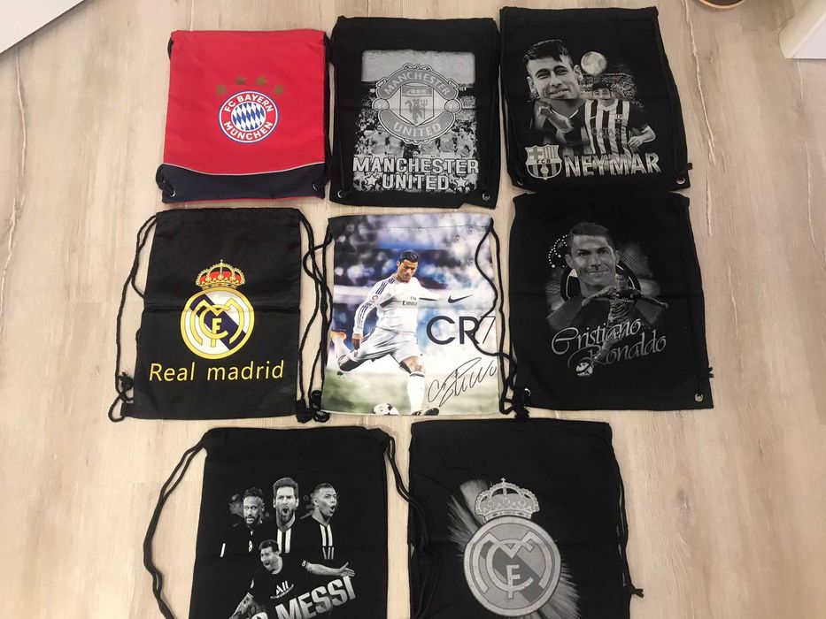 Футболни мешки на различни футболни отбори и футболисти