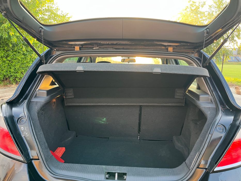 Masina Opel Astra H