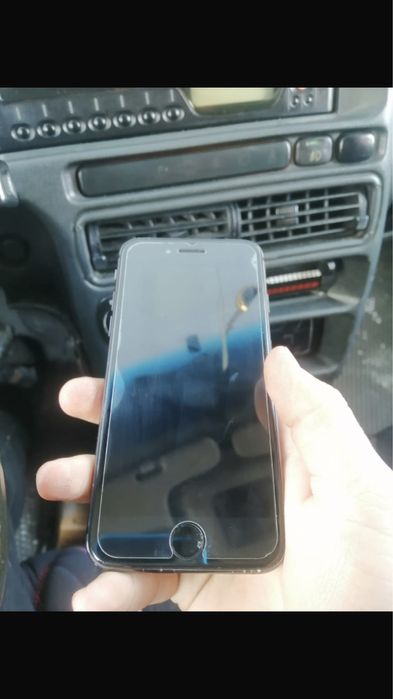 Айфон 8 сатылады