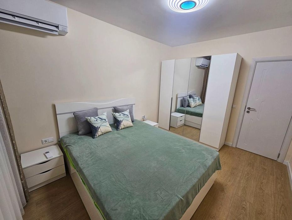 Тристаен апартамент в ж.к. Малинова долина.