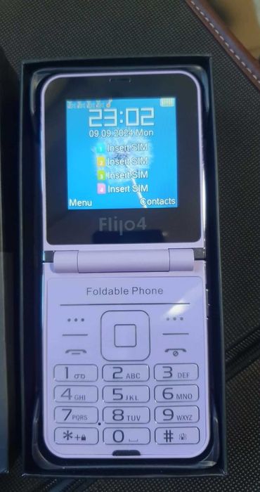 Vand telefon cu 4 sim-uri simultan !!!