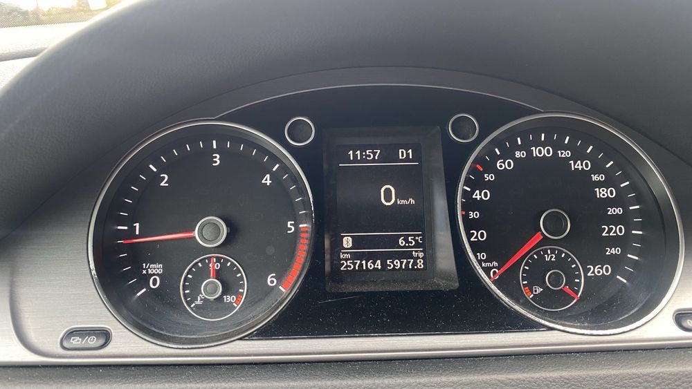 Vand Volkswagen Passat B7 2.0TDI DSG