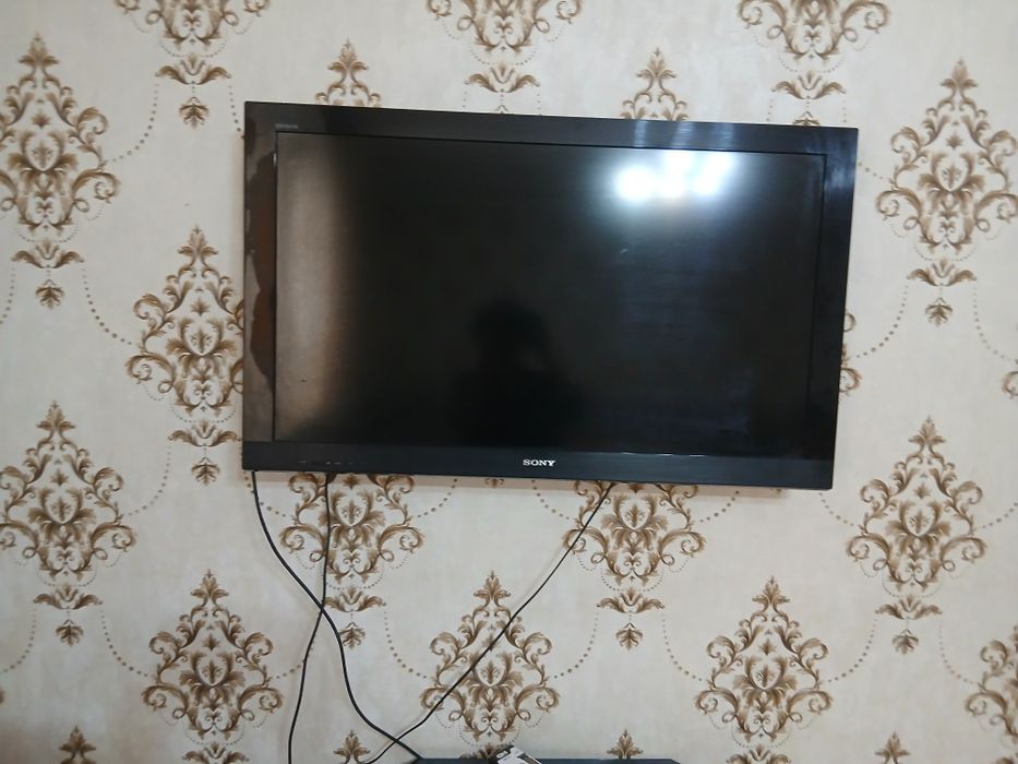 Продам телевизор