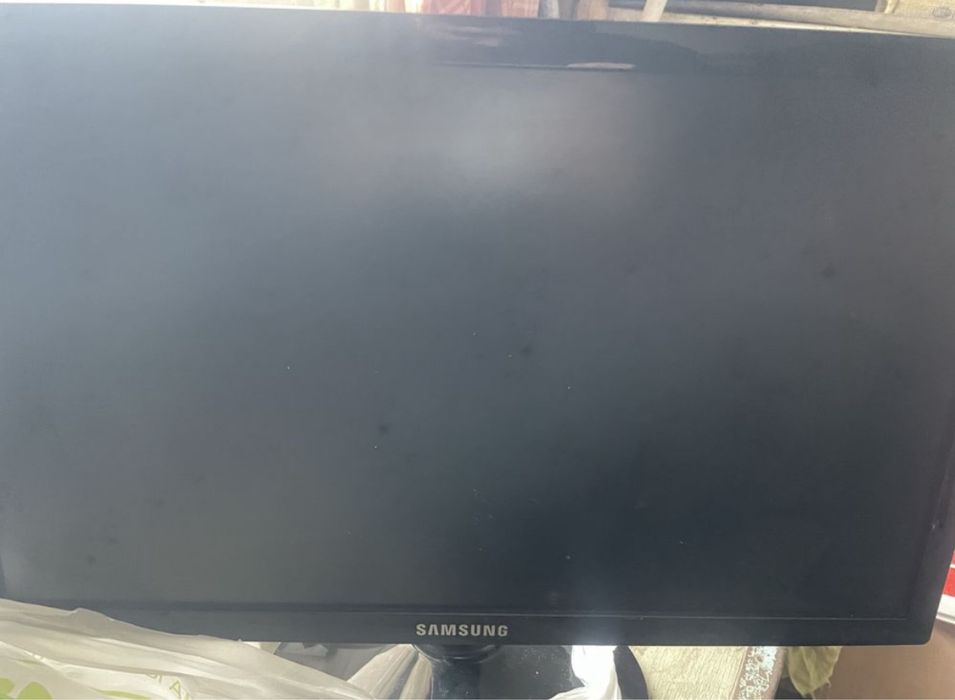 Продам 2 монитора