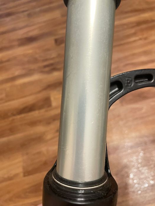 SR Suntour Raidon 27.5+