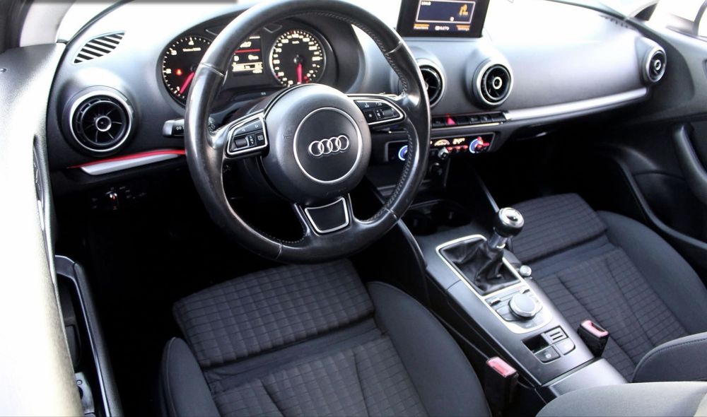 Audi A3 Advanced Limuzina Metrix Led 2015