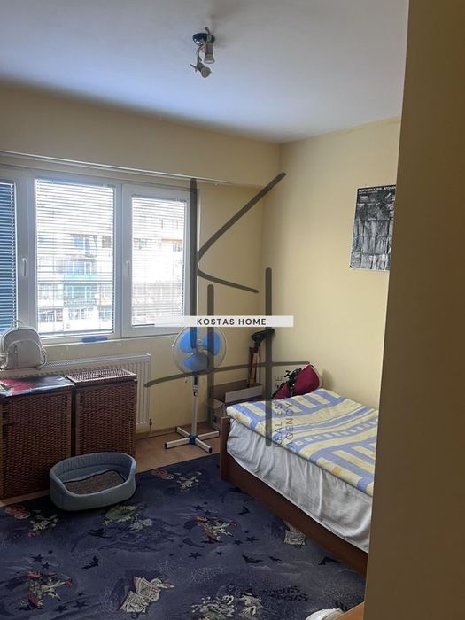 Продава се Четиристаен апартамент в Варна, Цветен квартал - 90 кв.м за 1071 €/кв.м - Снимка #10