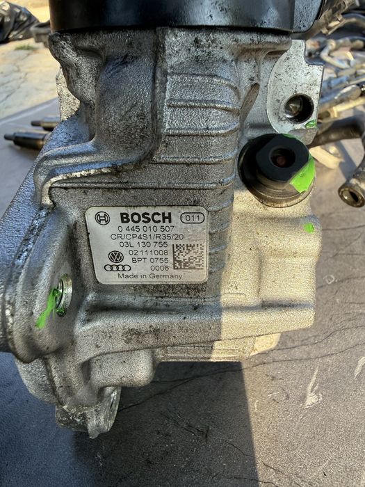 4x Injectoare audi a4 b8 2.0d 03L130277
