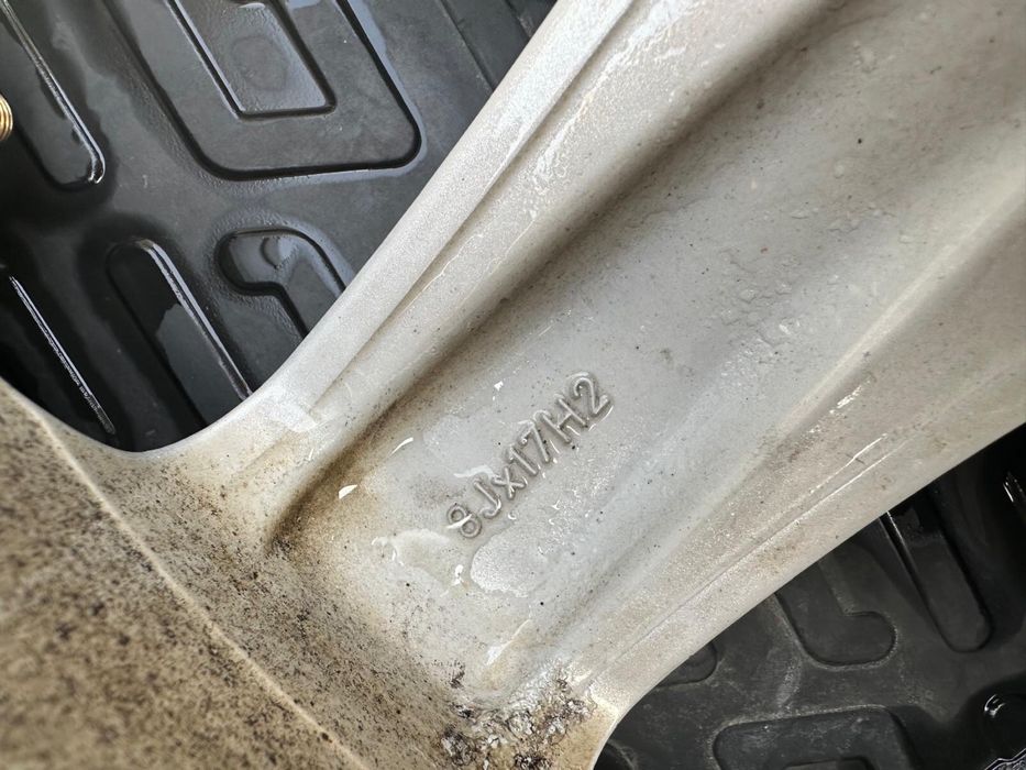 Джанти за Бмв 5х120 ет:20 17 цола 8j