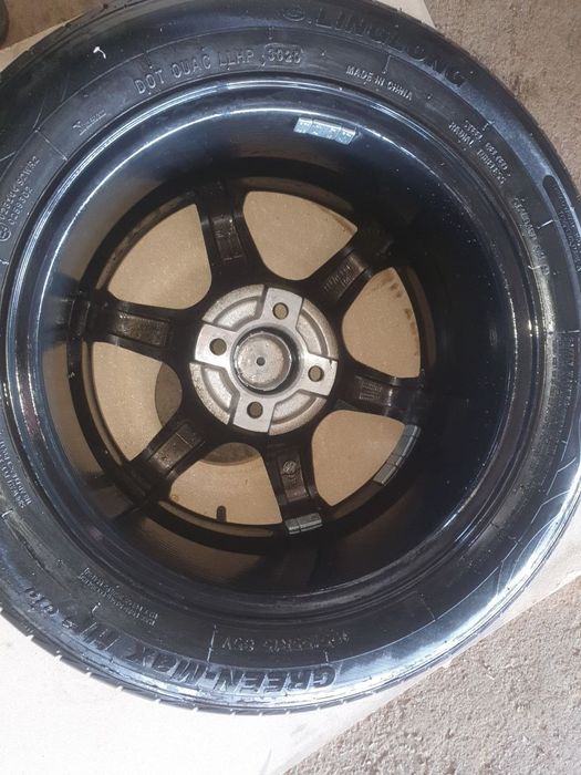 Продам диски с шинами