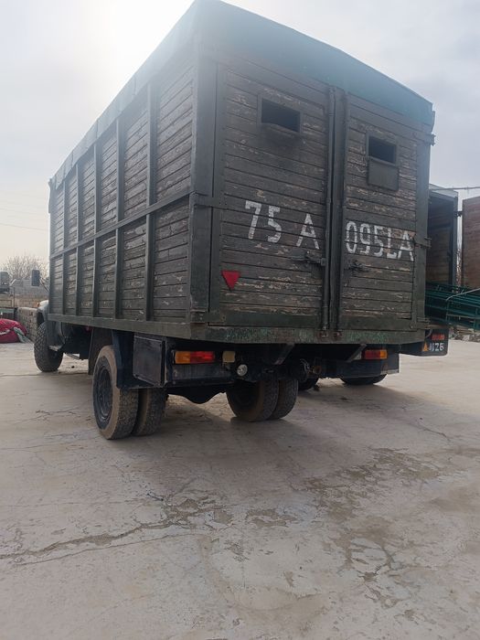 Zil avtomobile sotiladi