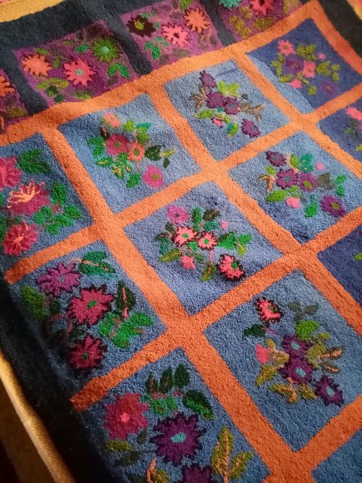 Ковры ручной работы, продам не дорого.