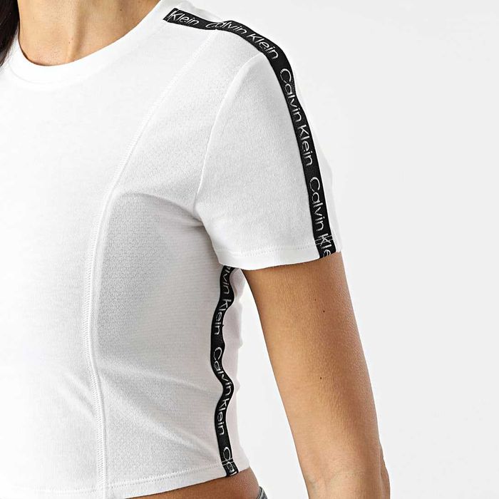 Бяло бюстие тип ТОП CALVIN KLEIN за момиче с размер S/Р