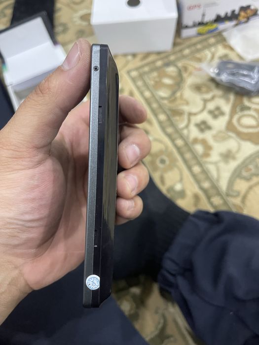 GPS навигатор srochna sotiladi!!!