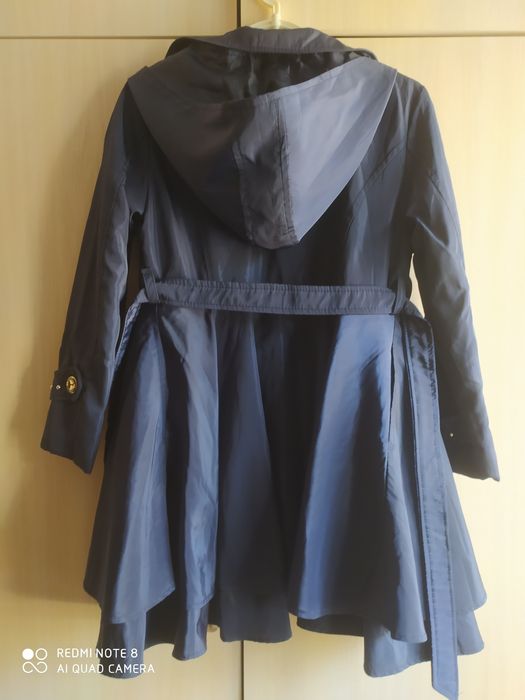Плащ на девочку на 8-10  лет