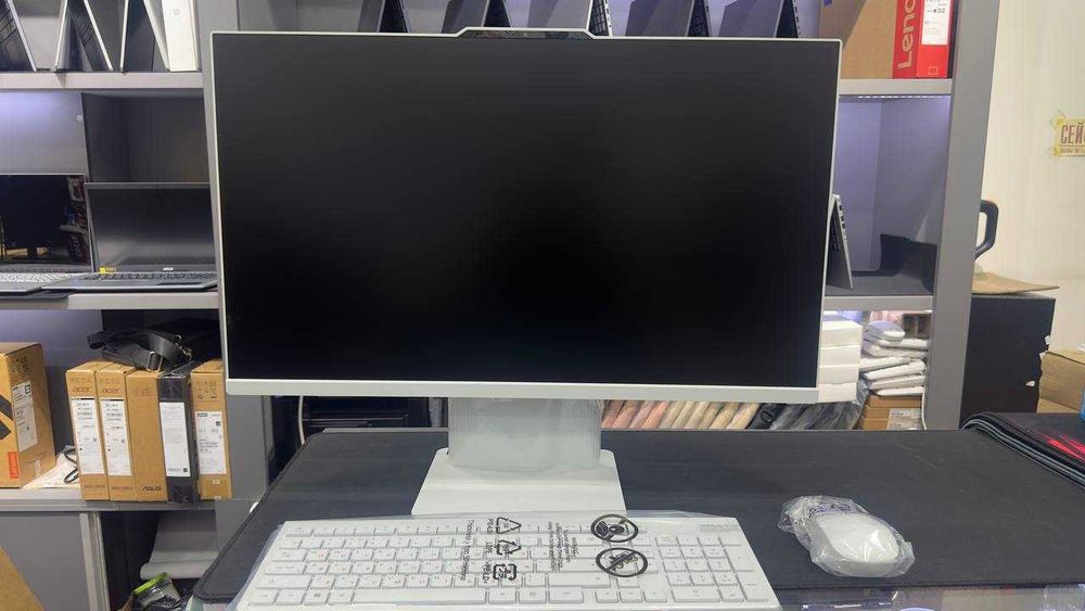 Manablok core 5 8/512 lenovo