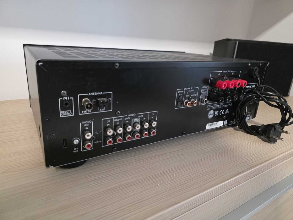 Amplificator statie receiver Onkyo TX-8020