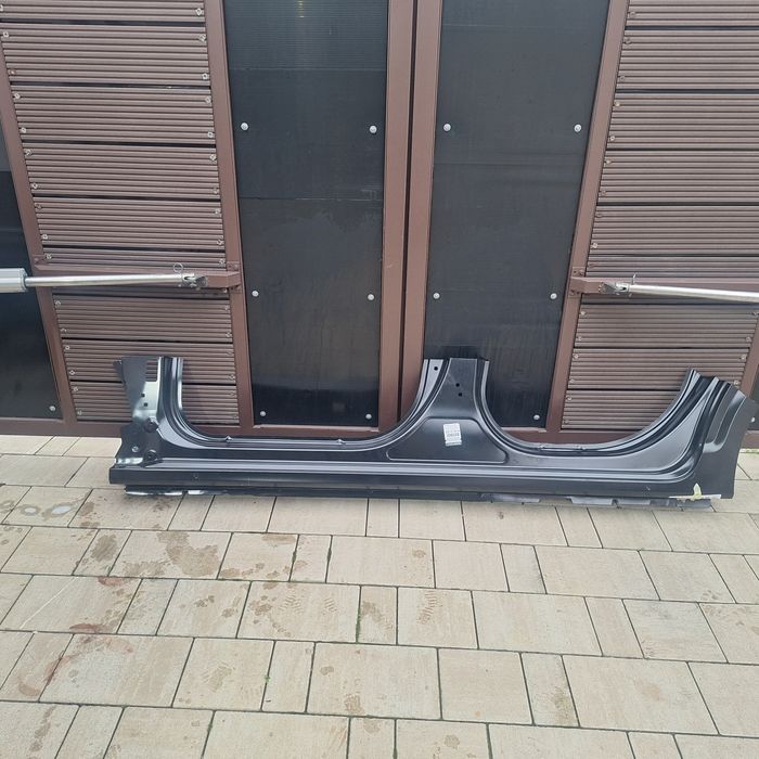 Aripi aripa spate praguri stanga dreapta dacia logan sandero