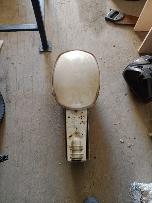 Продам Прожектор фонарь