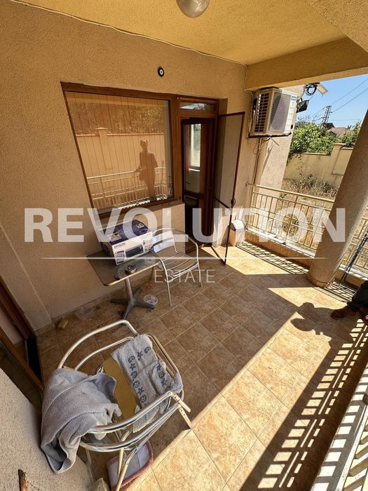 Дава се под наем Тристаен апартамент в Варна, Център - 70 кв.м за 550 € - Снимка #11