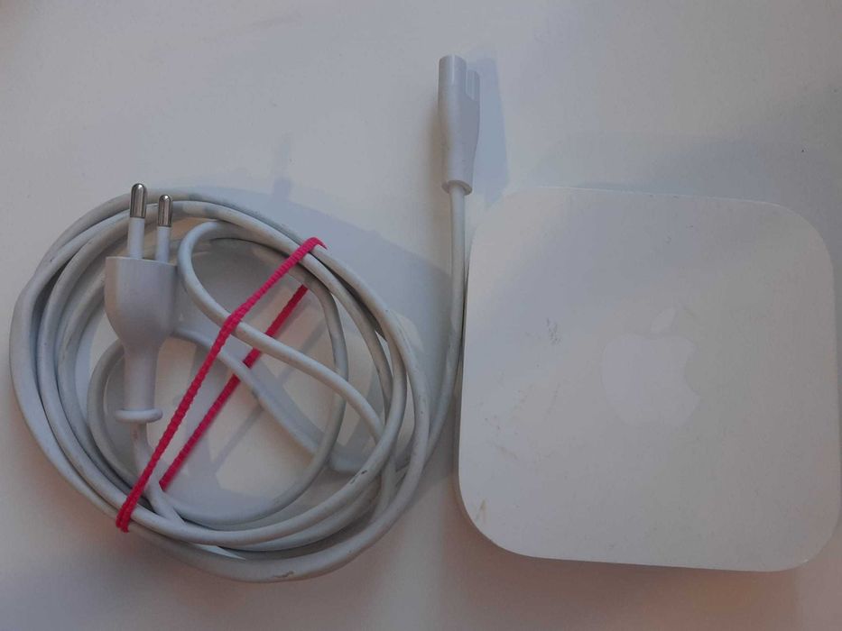 Apple AirPort Express (2nd Generation) A1392