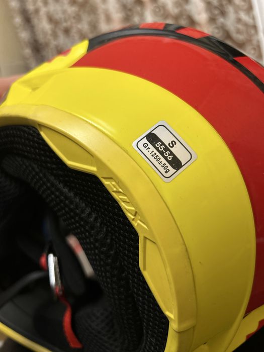 Шлем Fox Racing V1 Mako