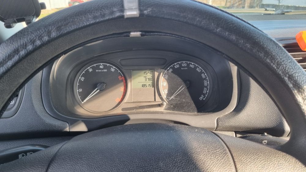 S k0da  F ab1a 2009 benzina CONSUM mic